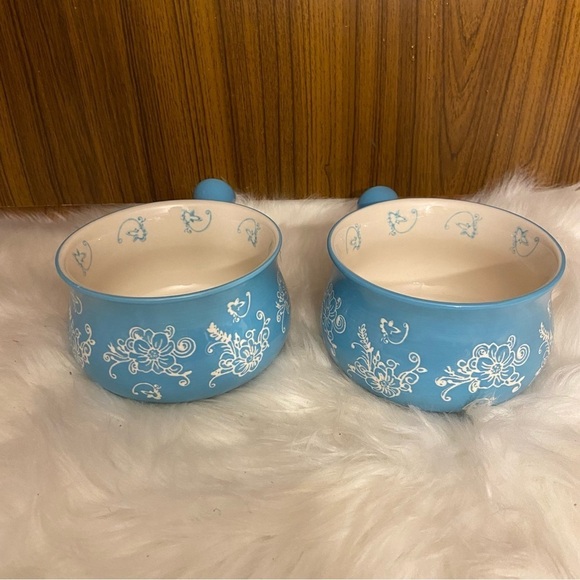 Omvovso blue and white porcelain handled soup bowls and plates - Picture 10 of 15